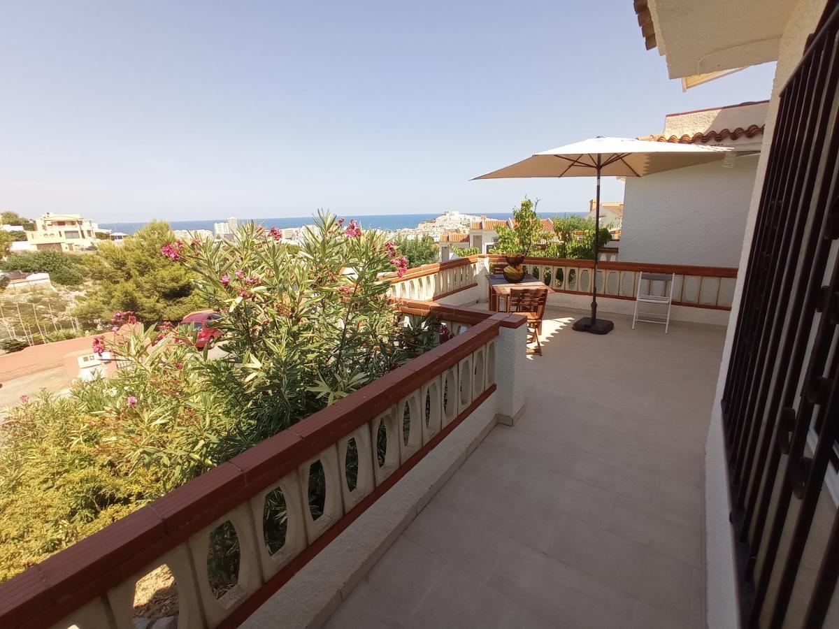 Charmant Appartement Avec Vue Sur Le Chateau De เพนิสโคลา ภายนอก รูปภาพ